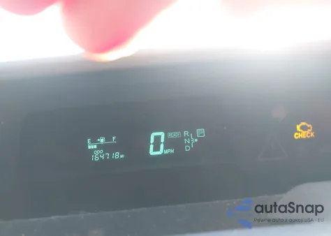 2005 Toyota Prius z USA, uszkodzony, nr VIN JTDKB20U053050646